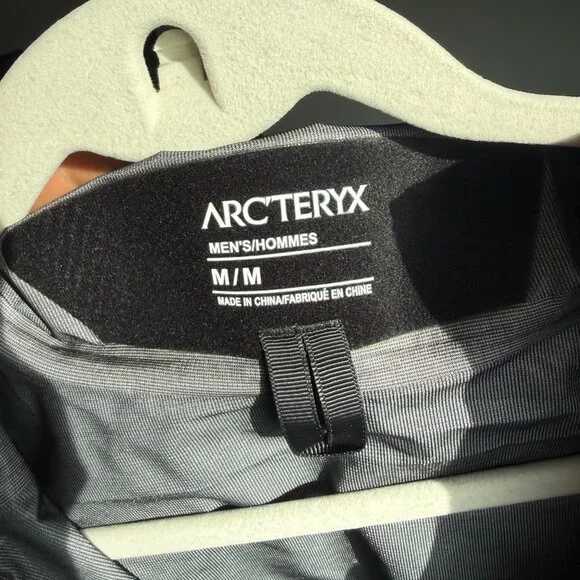 Arc'teryx Beta Lt Goretex shell - Picture 5 of 6